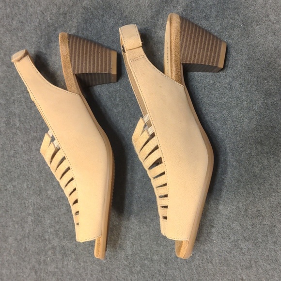 Trotters Minnie Slingback Sandal, Women's Size 8 M, Nude NWT - Picture 2 of 7